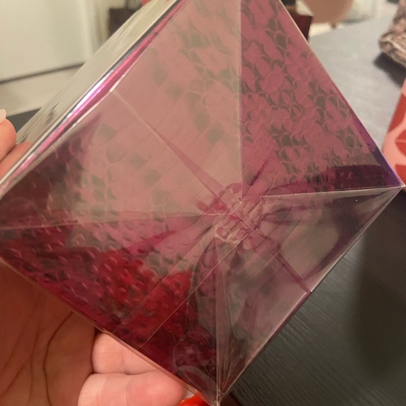 Jimmi Choo Fever new 100ml - Picture 4 of 4